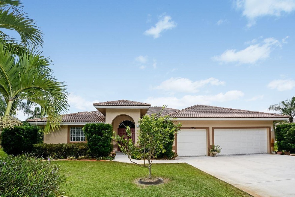 12000 SW 19th Ct, Davie, FL 33325 - photo 1