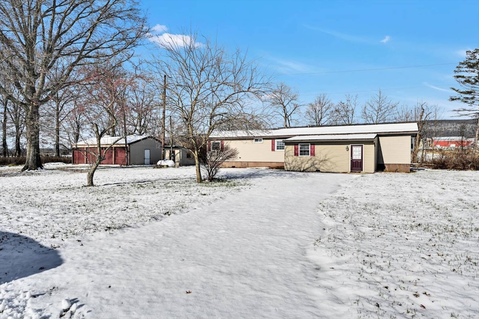 221 Kline Rd, Bethel, PA 19507 - photo 1