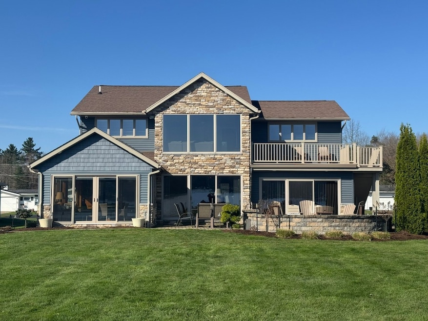 For Sale $1,675,000 • Co-Listing Agent