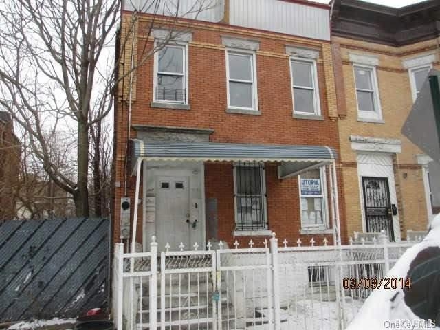 104-40 164th St, Jamaica, NY 11433 - photo 1