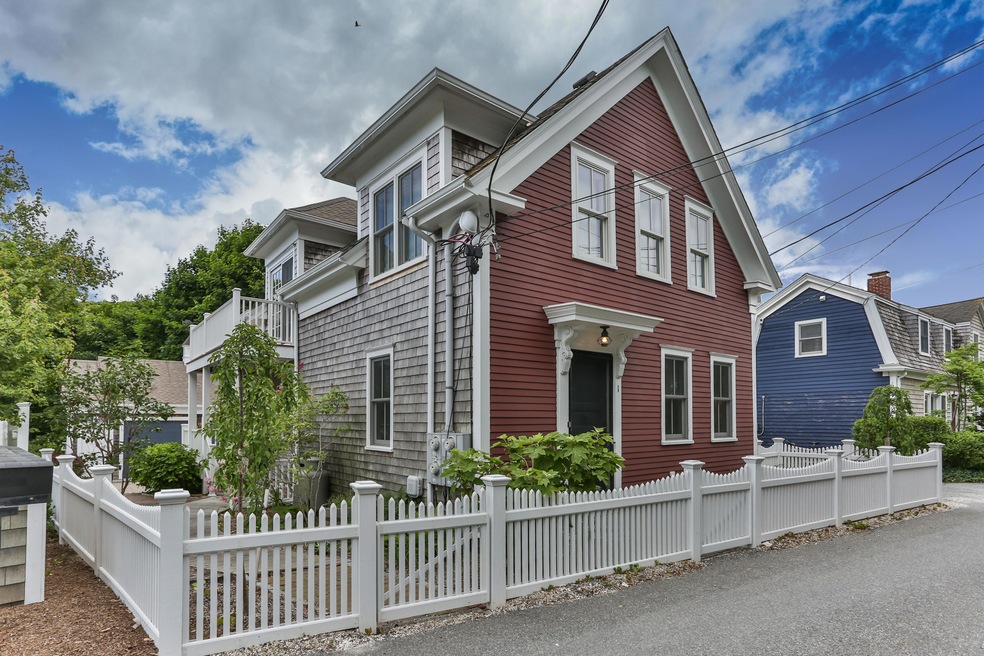 25 Bangs St unit 1, Provincetown, MA 02657 - photo 1