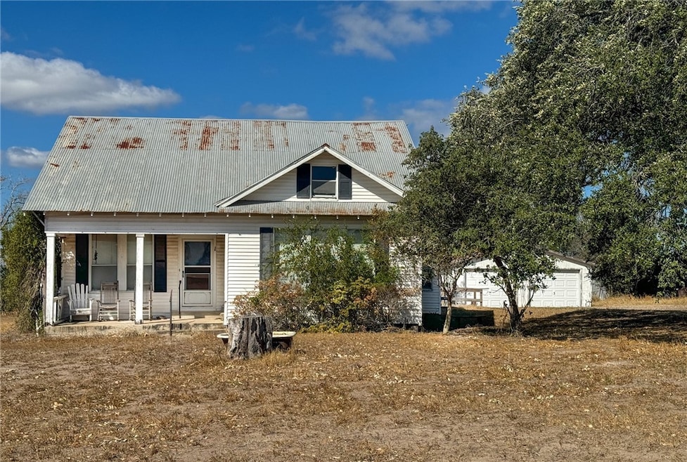 1045 Fm 799, George West, TX 78022 - photo 1