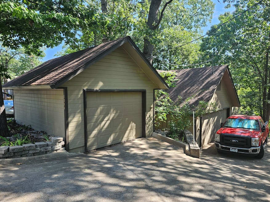 1 car garage
