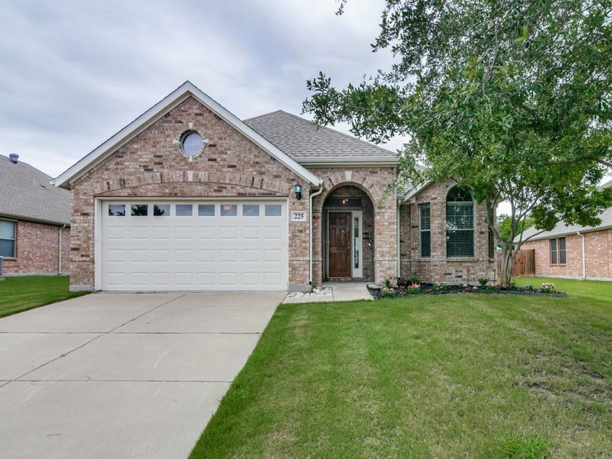 225 Shadybrook Dr, Wylie, TX 75098 - photo 1