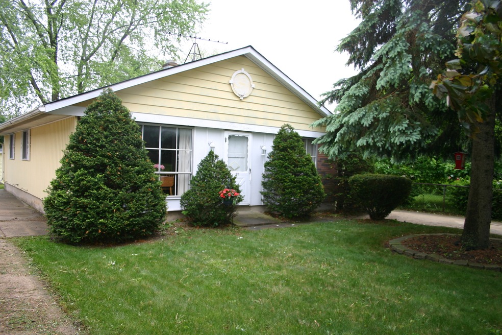 1811 Horeb Ave, Zion, IL 60099 - photo 1