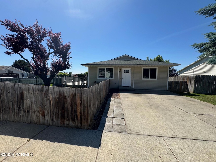 Under Contract $315,000 • Co-Listing Agent