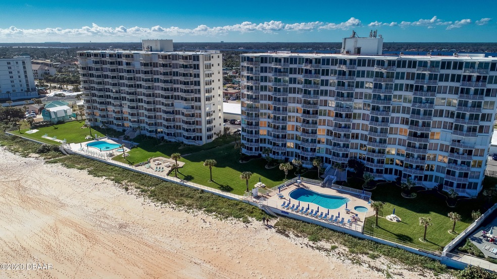 Surfside Club