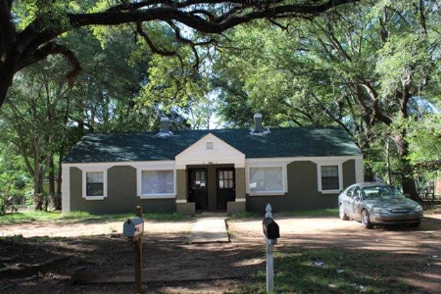 1405 Avalon Ave, Albany, GA 31707 - photo 1