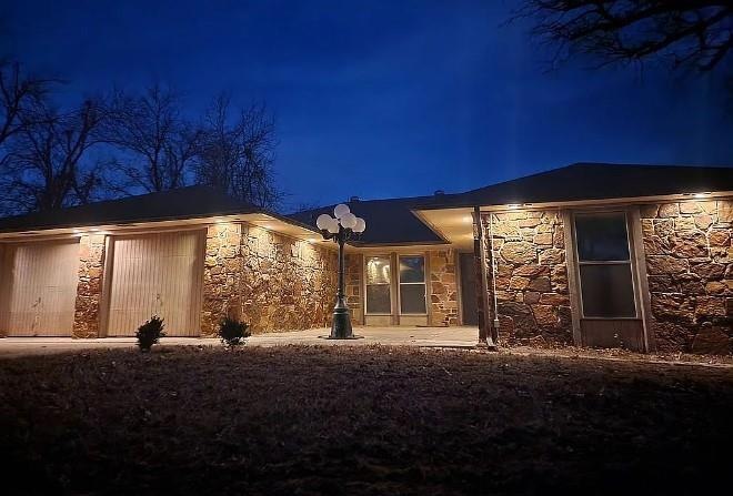 29904 Lake Dr, McLoud, OK 74851 - photo 1