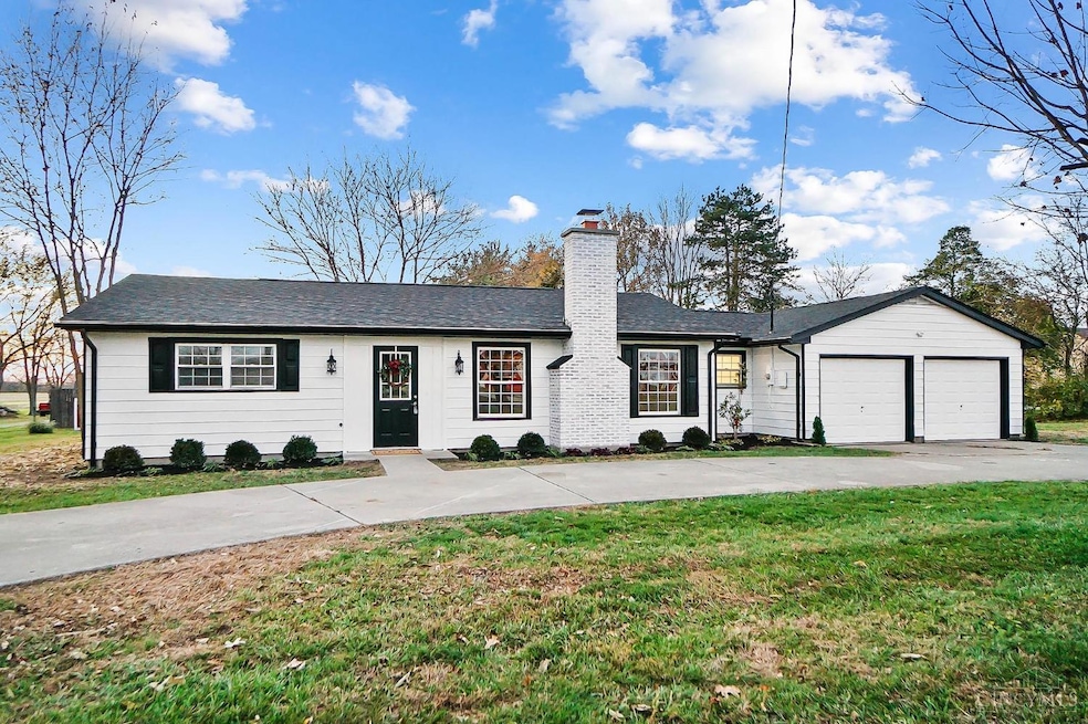 4303 Robinson Vail Rd, Franklin, OH 45005 - photo 1