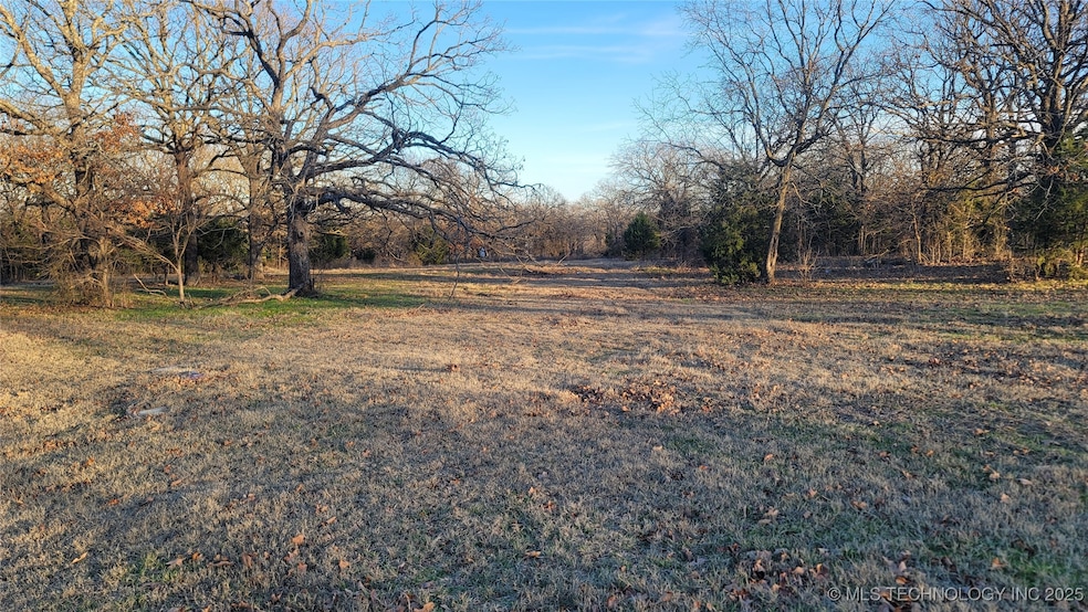  Tract 70 Looking East from Road