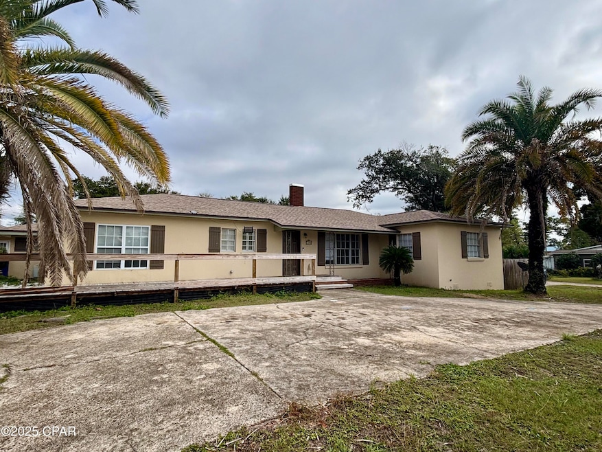 1206 Buena Vista Blvd, Panama City, FL 32401 - photo 1