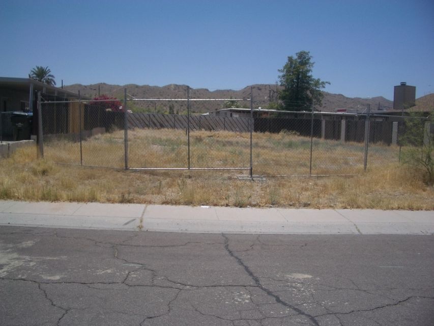 Front of Lot