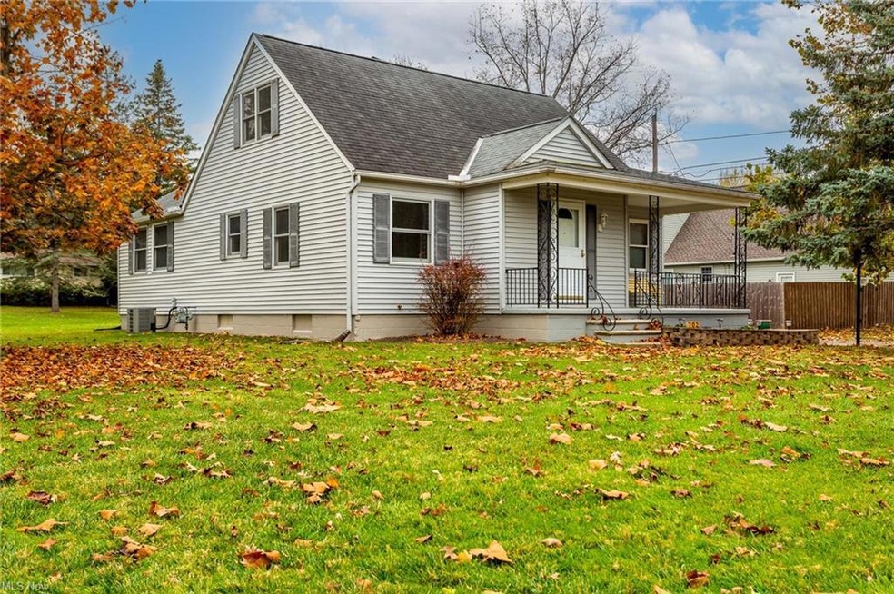 702 Idlewood Ave, Sheffield Lake, OH 44054 - photo 1