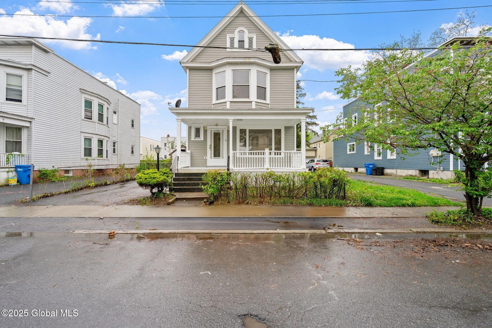 1-web-or-mls-18-bertha-st