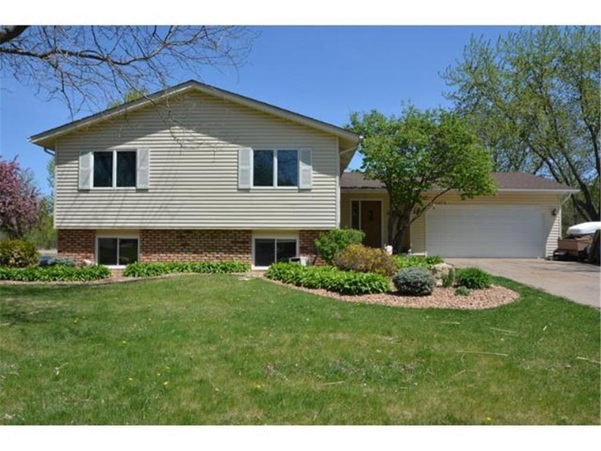 With a nice curb appeal, maintenance-free exterior