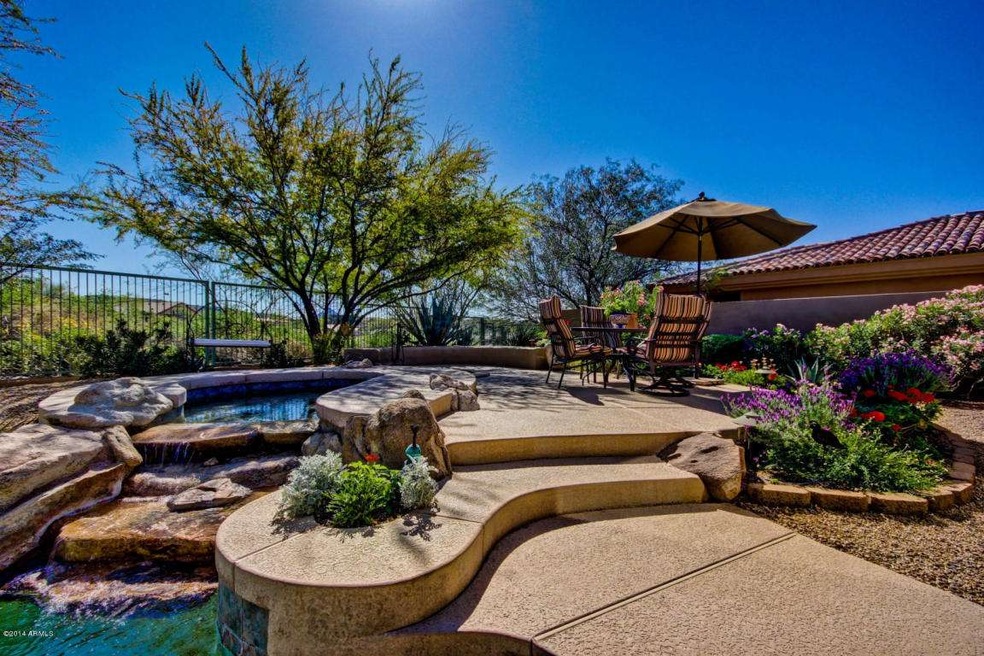 Pool Water Feature