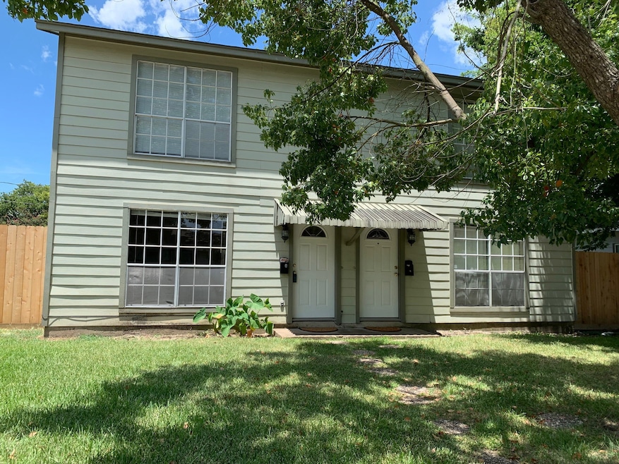 901 Tabor St unit A, Houston, TX 77009 - photo 1