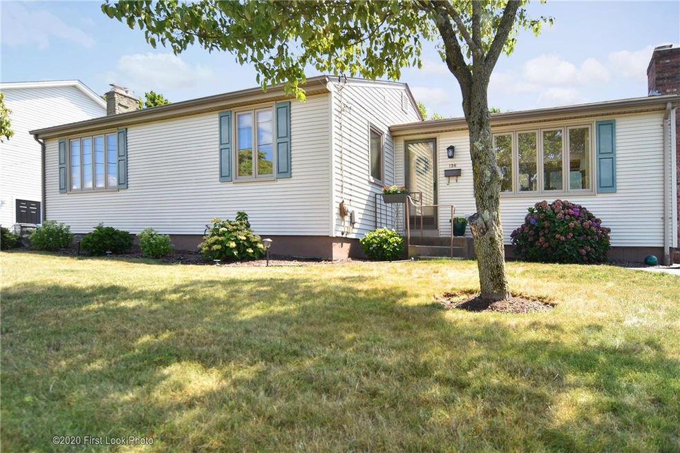 136 N View Ave, Cranston, RI 02920 - photo 1