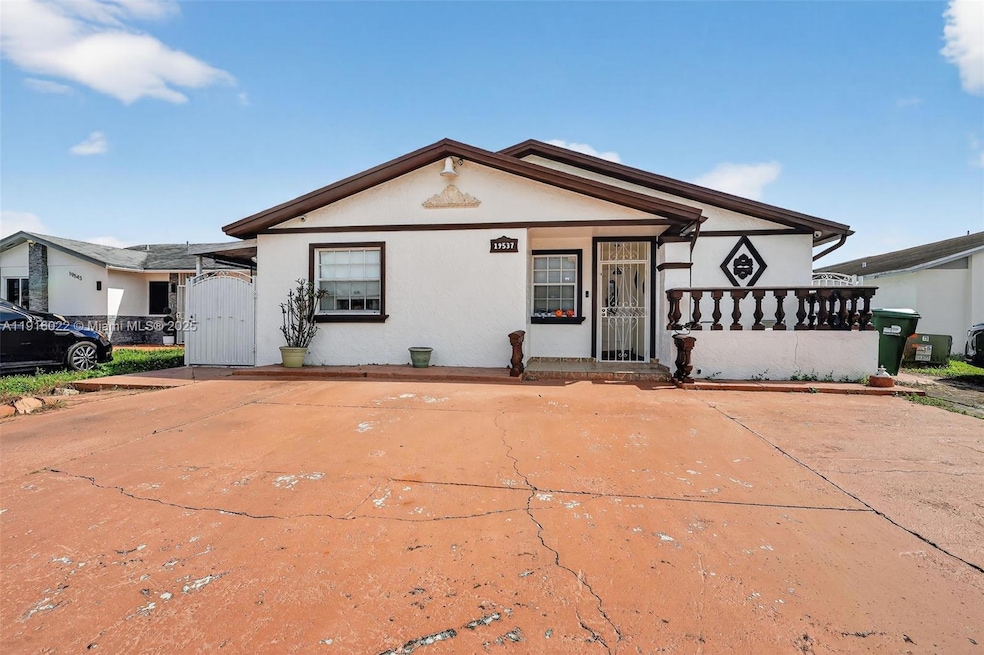 19537 NW 50th Ct, Miami Gardens, FL 33055 - photo 1