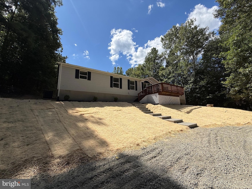 34112 Indiantown Rd, Locust Grove, VA 22508 - photo 1