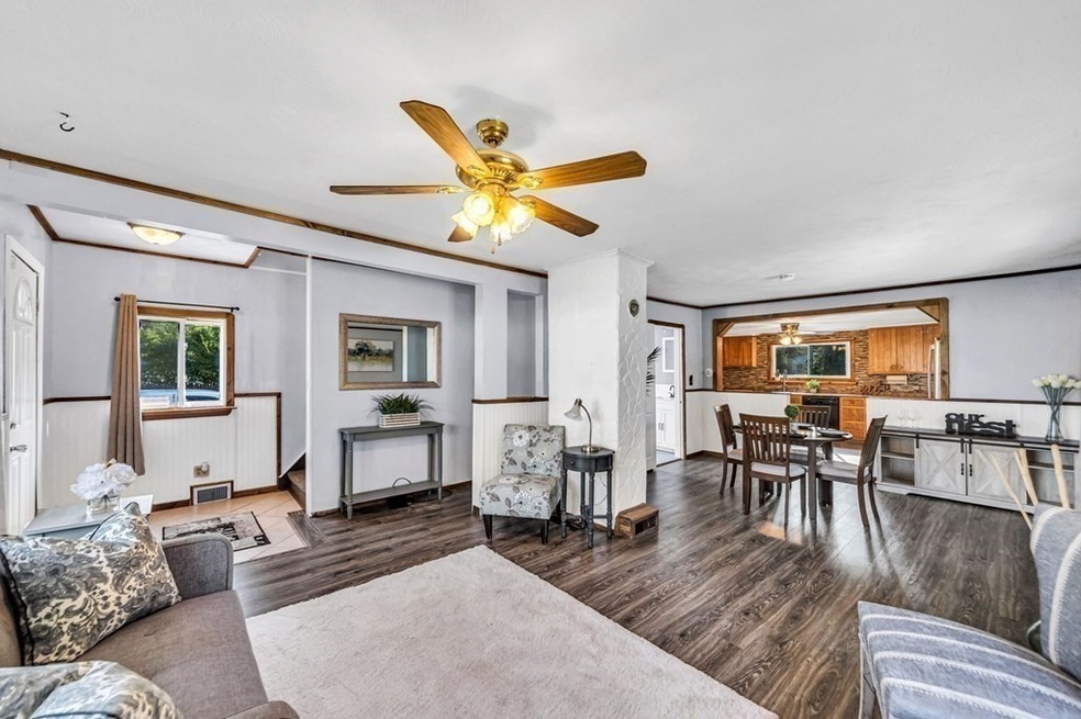 29 Davenport St, Springfield, MA 01119 - photo 1