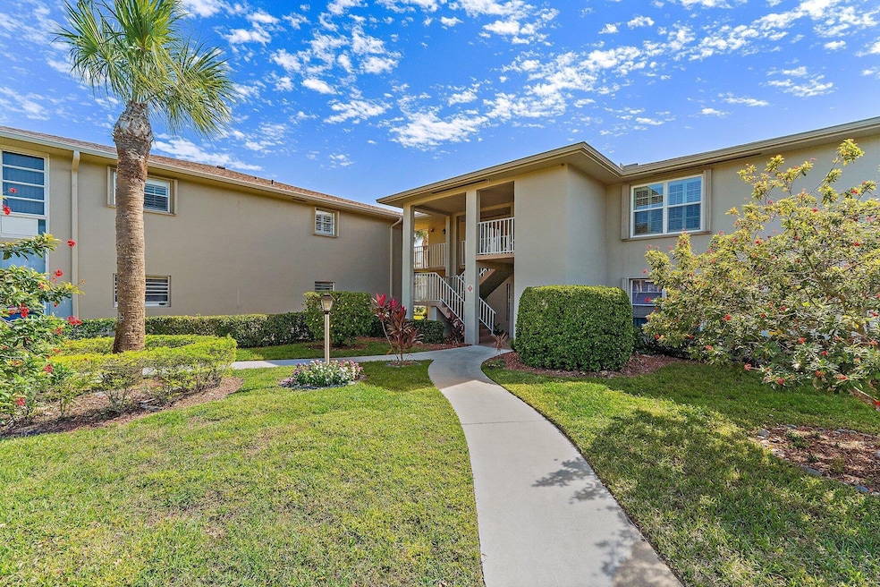 14 Lake Vista Trail unit 101, Port Saint Lucie, FL 34952 - photo 1