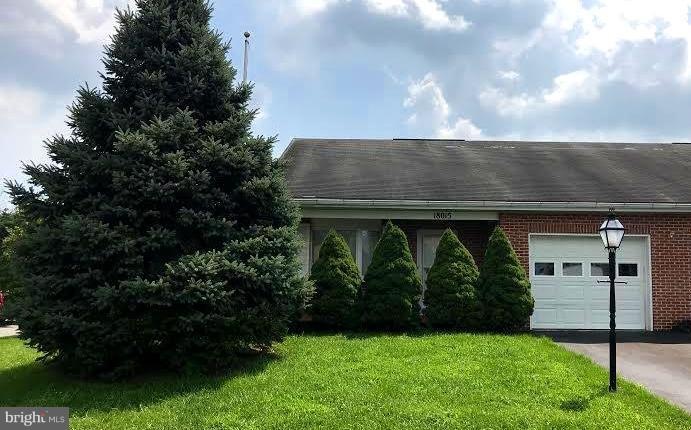 18015 Par Three Dr, Hagerstown, MD 21740 - photo 1