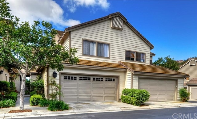 Welcome home!  Gorgeous Camden Court has parks, po