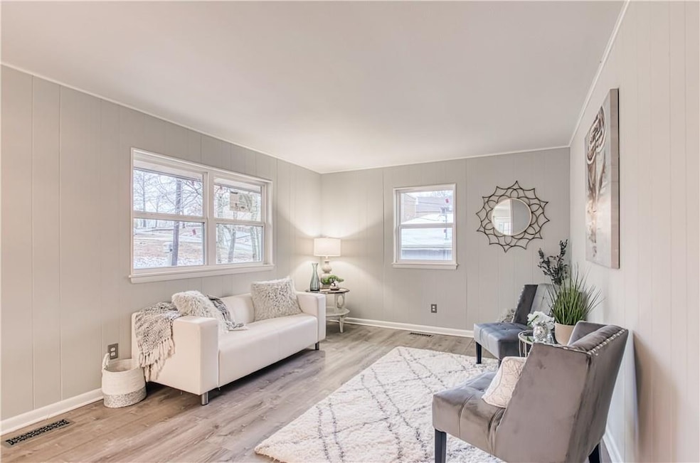 9 Hollow Way Dr, Bella Vista, AR 72715 - photo 1