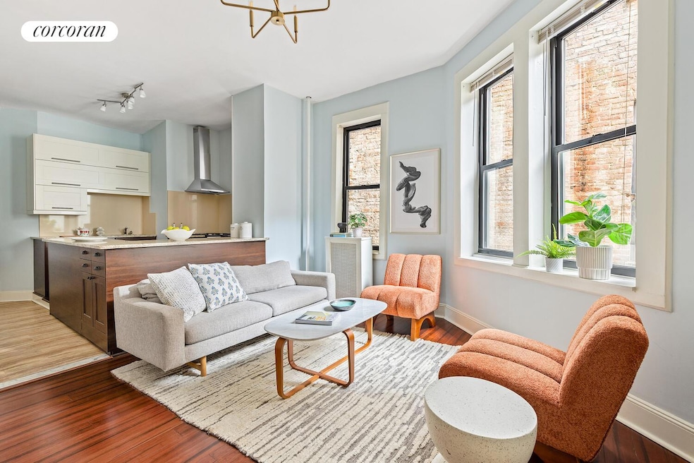 Pending $698,000 • Co-Listing Agent