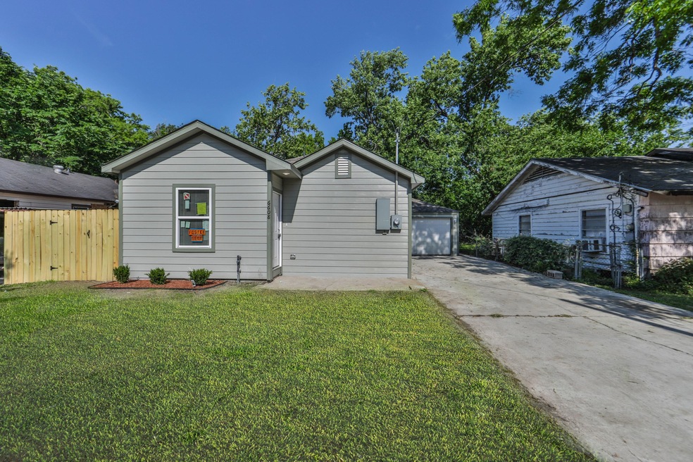6608 Foster St, Houston, TX 77021 - photo 1
