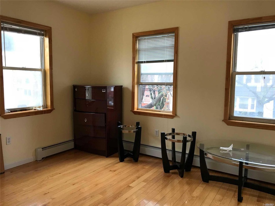 6130 159th St, Fresh Meadows, NY 11365 - photo 1