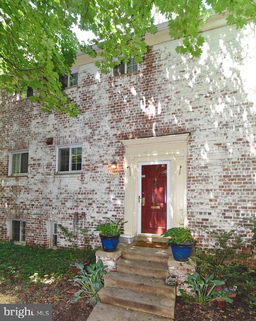 3517 Valley Dr, Alexandria, VA 22302 - photo 1