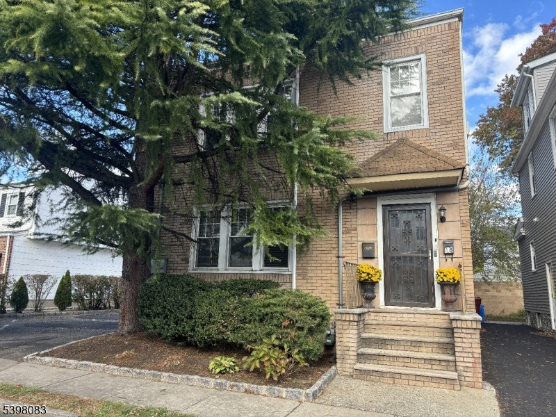 18 Laura Ave unit 1, Nutley, NJ 07110 - photo 1