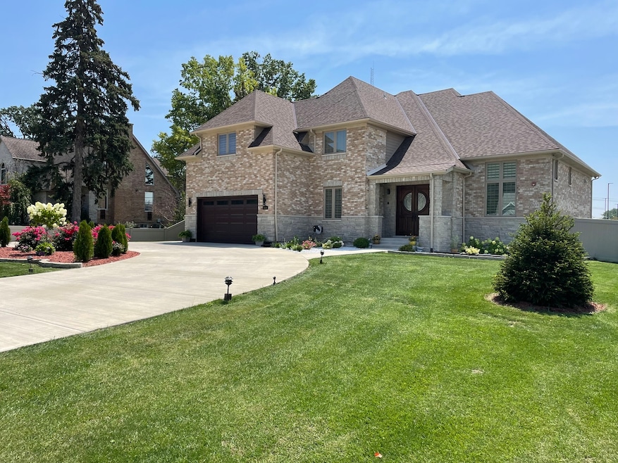 9549 W Oak Place, Des Plaines, IL 60016 - photo 1