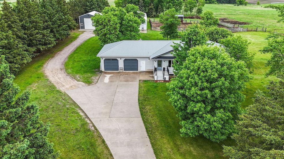For Sale $549,500 • Co-Listing Agent