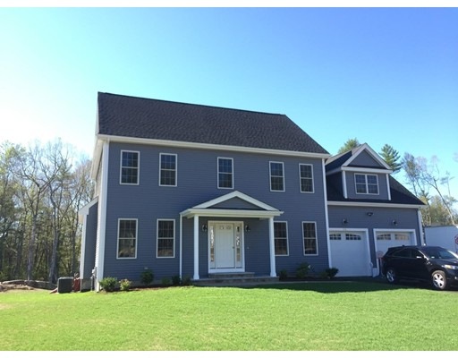 176 Hannah Dr, Northbridge, MA 01588 - photo 1