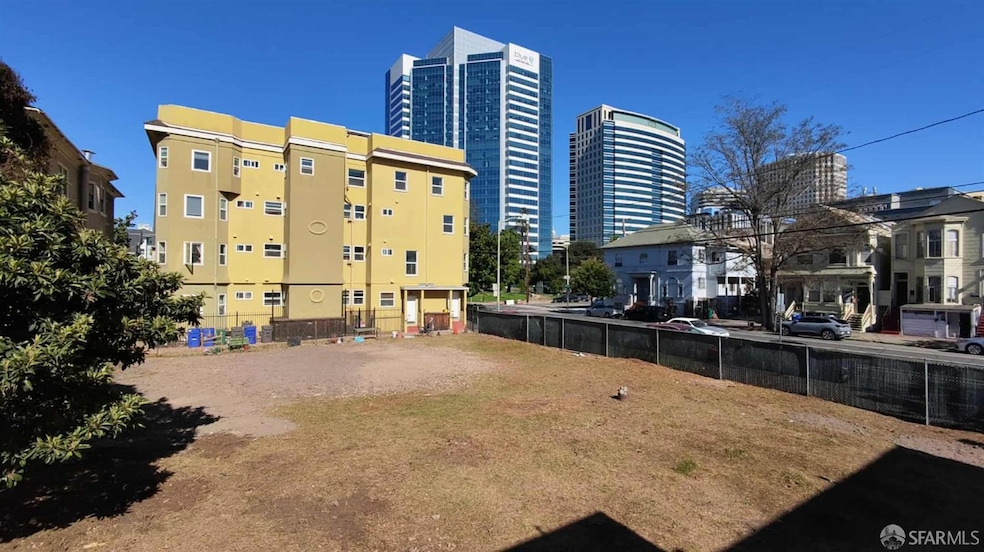 913 Martin Luther King jr Way, Oakland, CA 94607 - photo 1