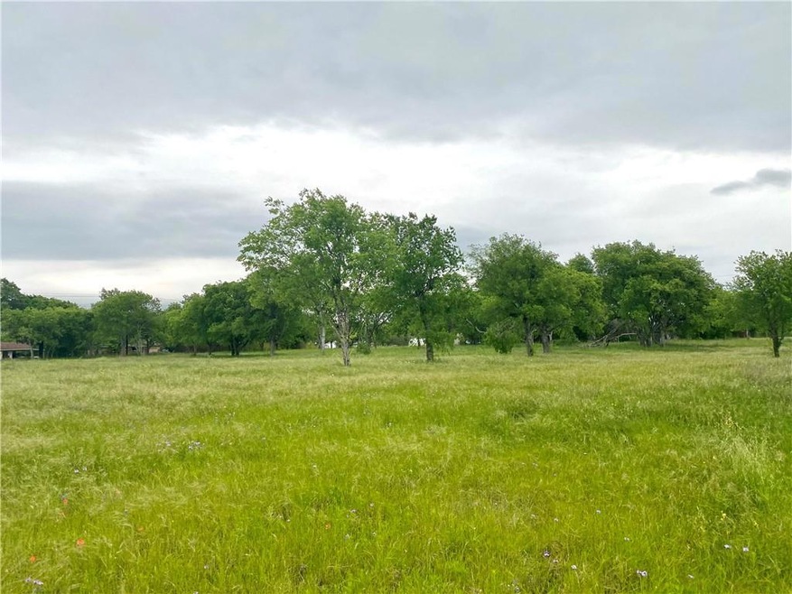 705 4th St, Eddy, TX 76524 - photo 1