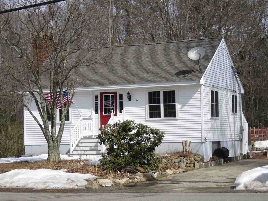 22 W Main St, Newton, NH 03858 - photo 1