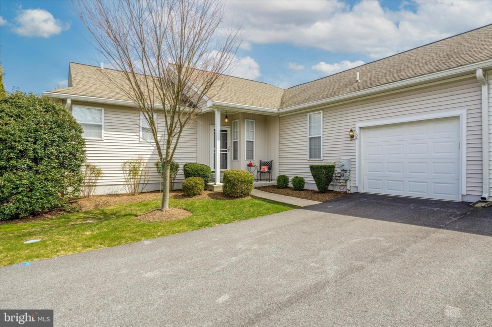 154 W Matthew Wood Way, Glen Mills, PA 19342 - photo 1