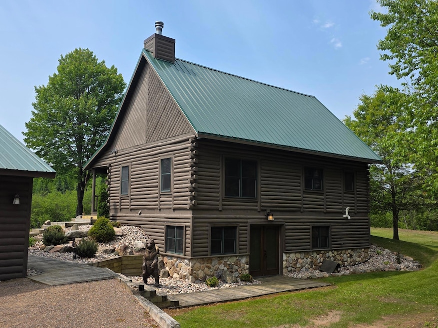 For Sale $619,900 • Co-Listing Agent