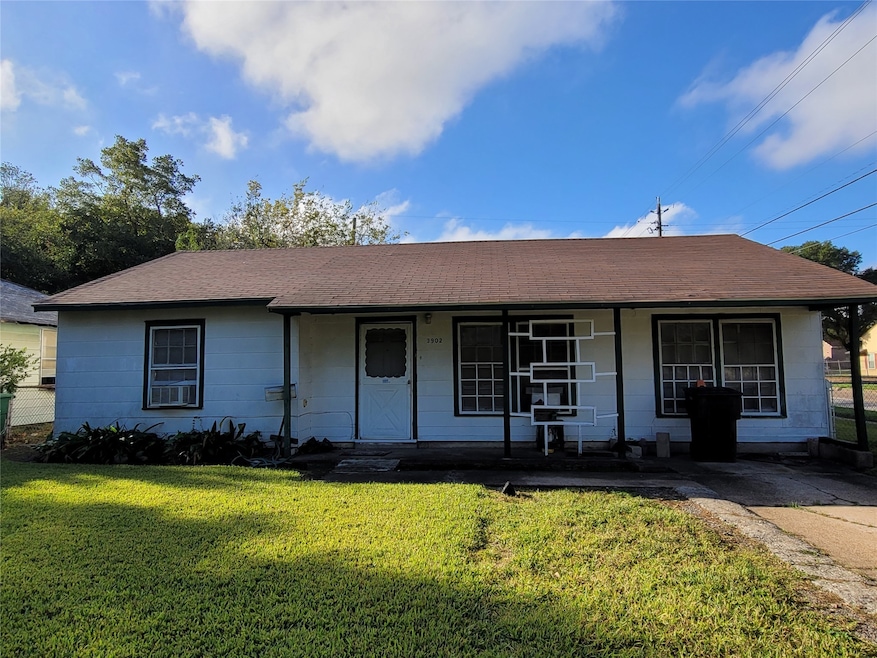 3902 Florinda St, Houston, TX 77021 - photo 1