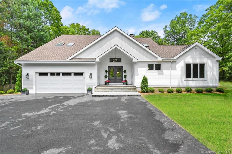 Welcome to 5 Buck Hill Road, Weston