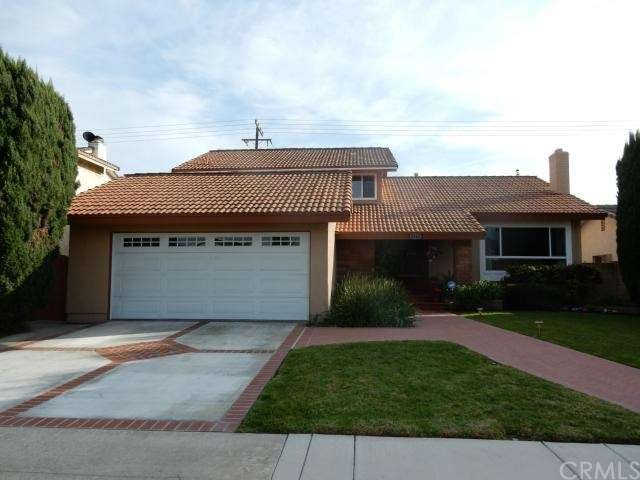Look at this Beautiful House- Very Inviting.  
