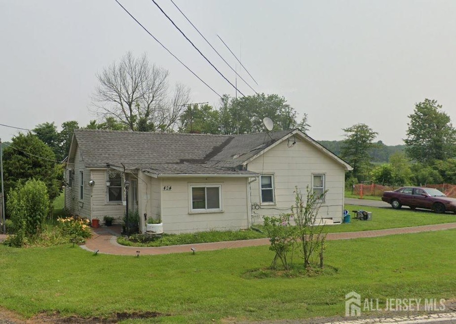 424 New Rd, Monmouth Junction, NJ 08852 - photo 1