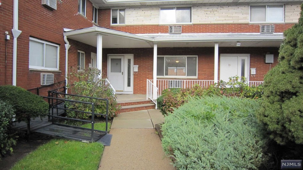 1315 Anderson Ave unit 15, Fort Lee, NJ 07024 - photo 1