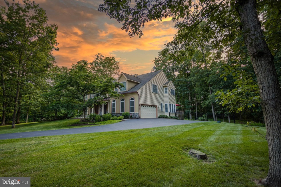 19663 Lovella Country Ct, Purcellville, VA 20132 - photo 1