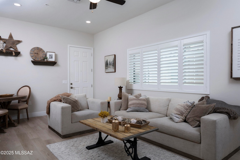 2038 E River Rd unit 200, Tucson, AZ 85718 - photo 1